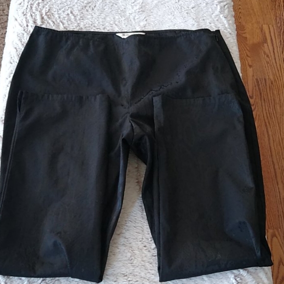 Inspired Cropped Pants - Picture 7 of 12